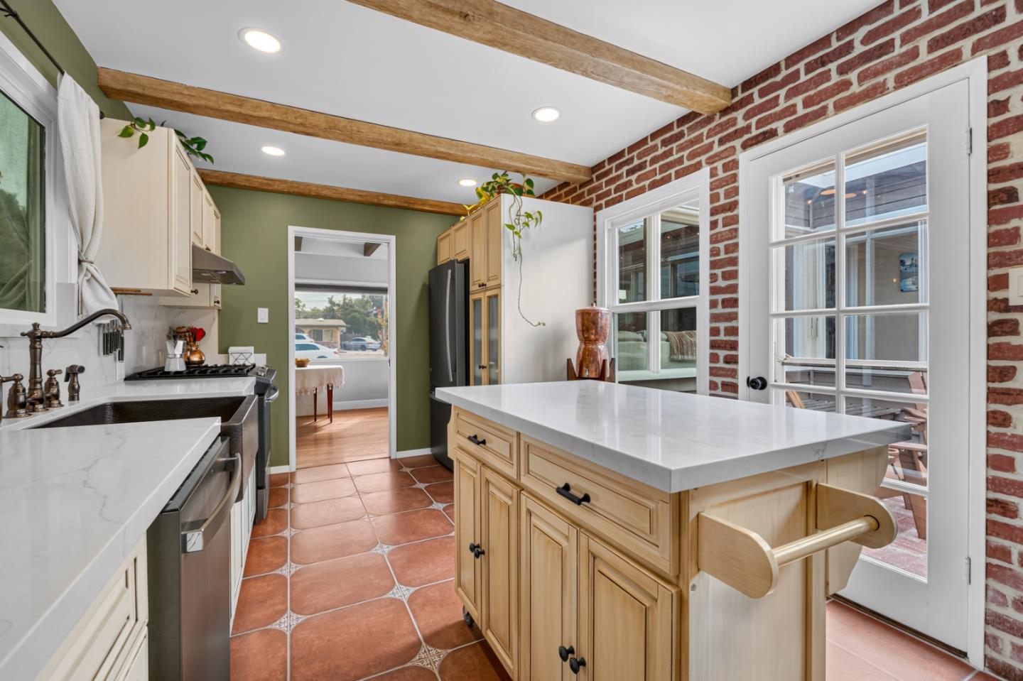 Property photo 25