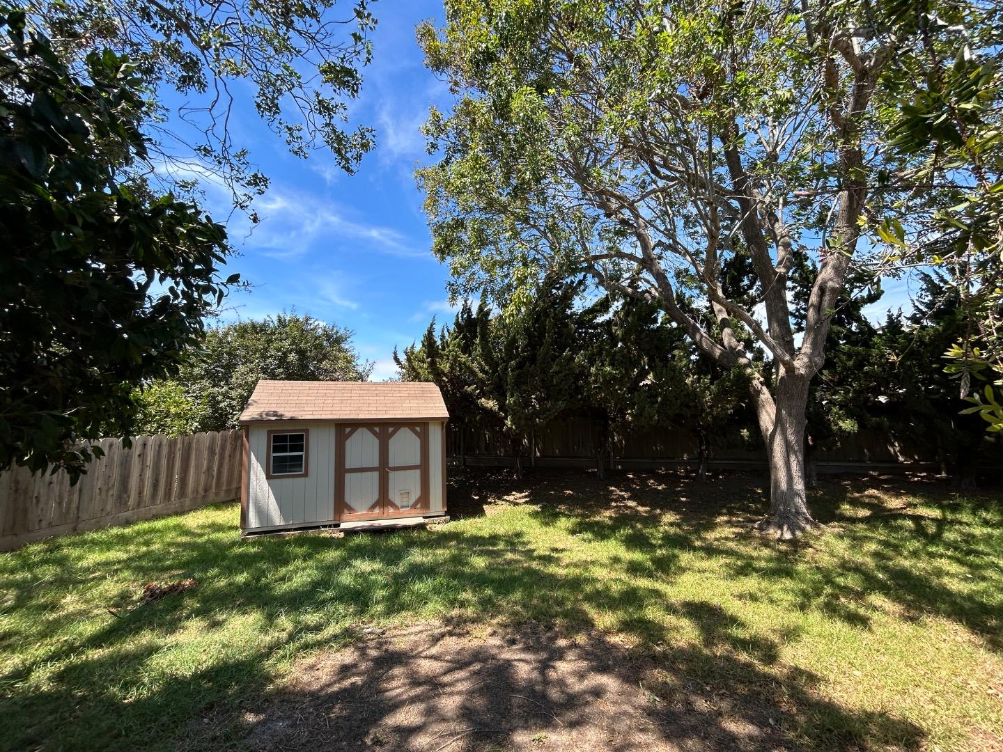 Property photo 33