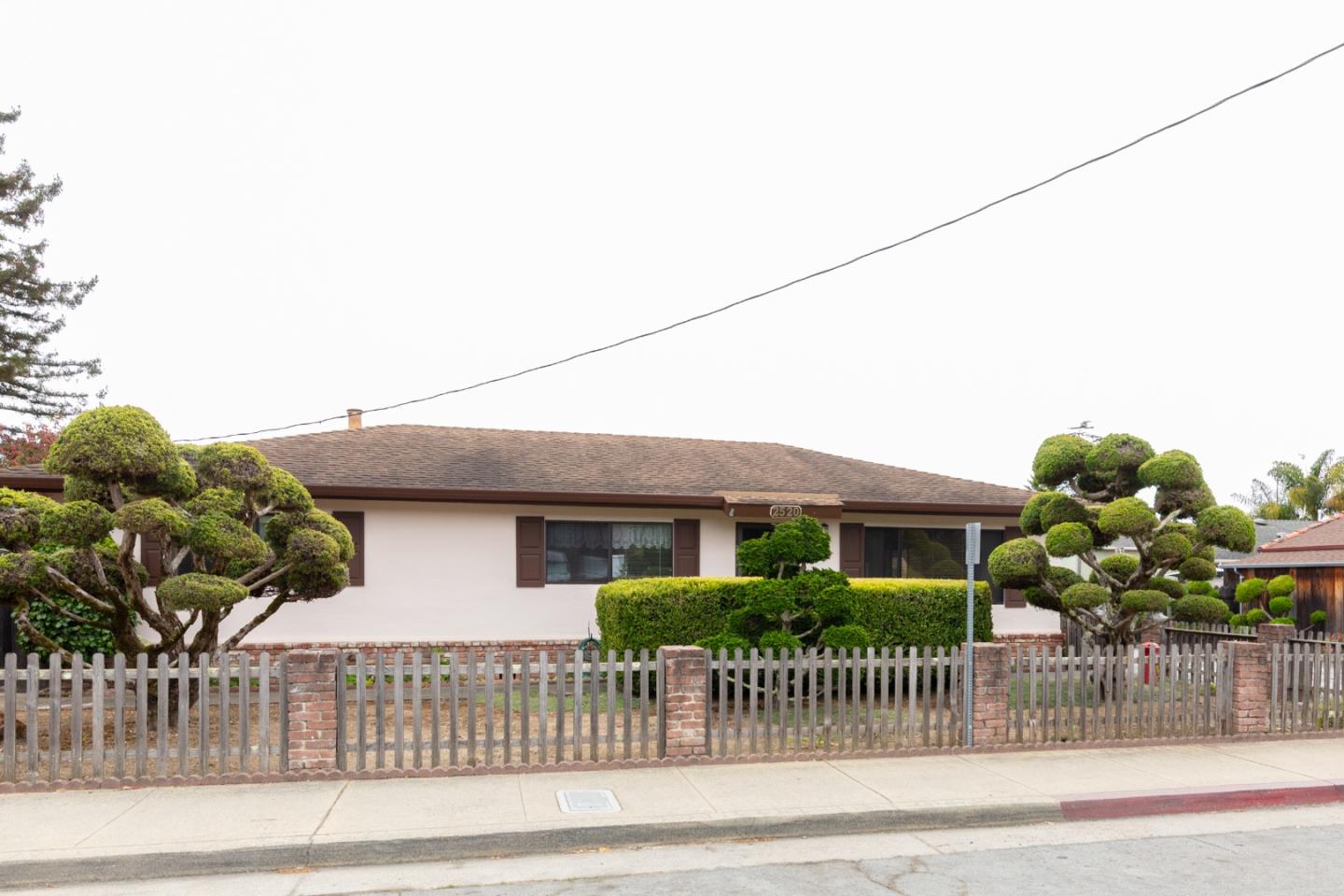 Property photo 37