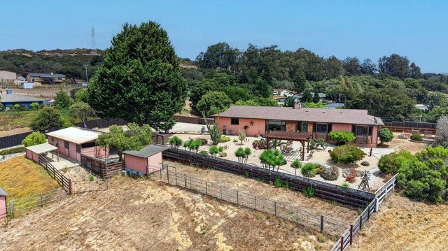 Property photo 43