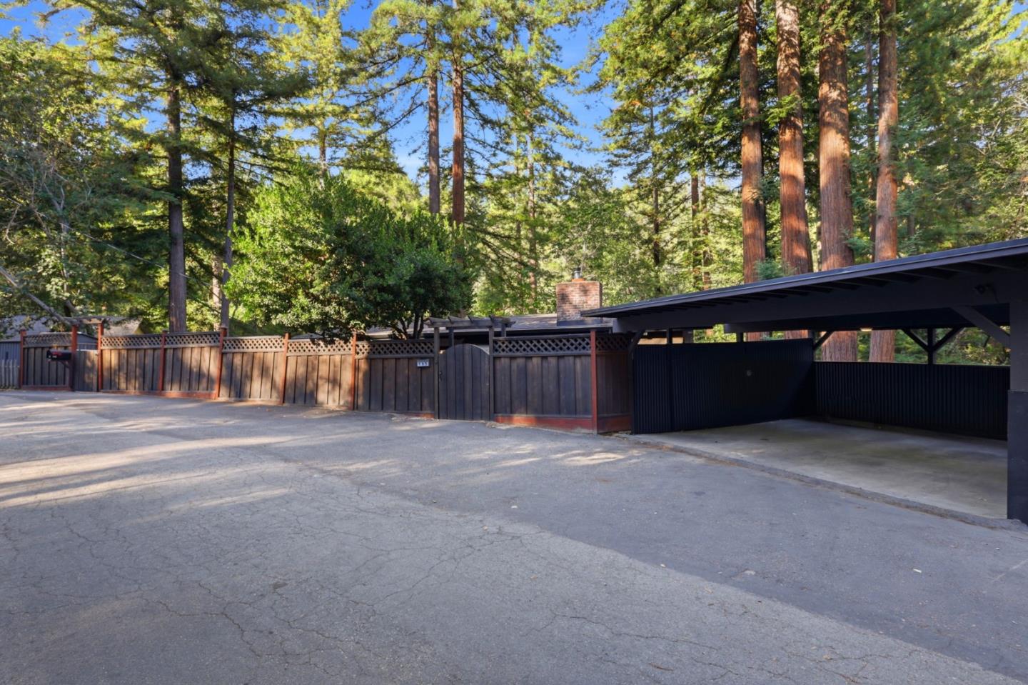 Property photo 38