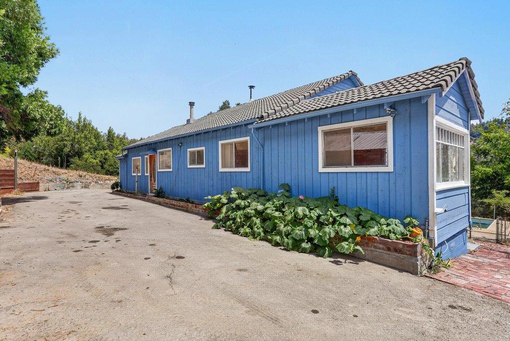 Property photo 28