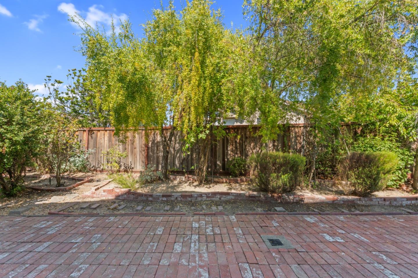 Property photo 33