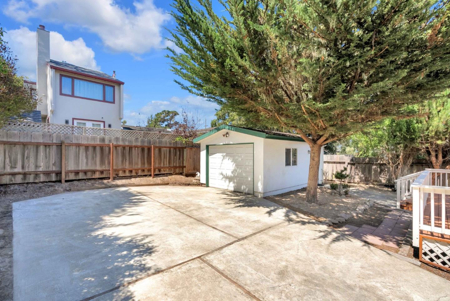 Property photo 38