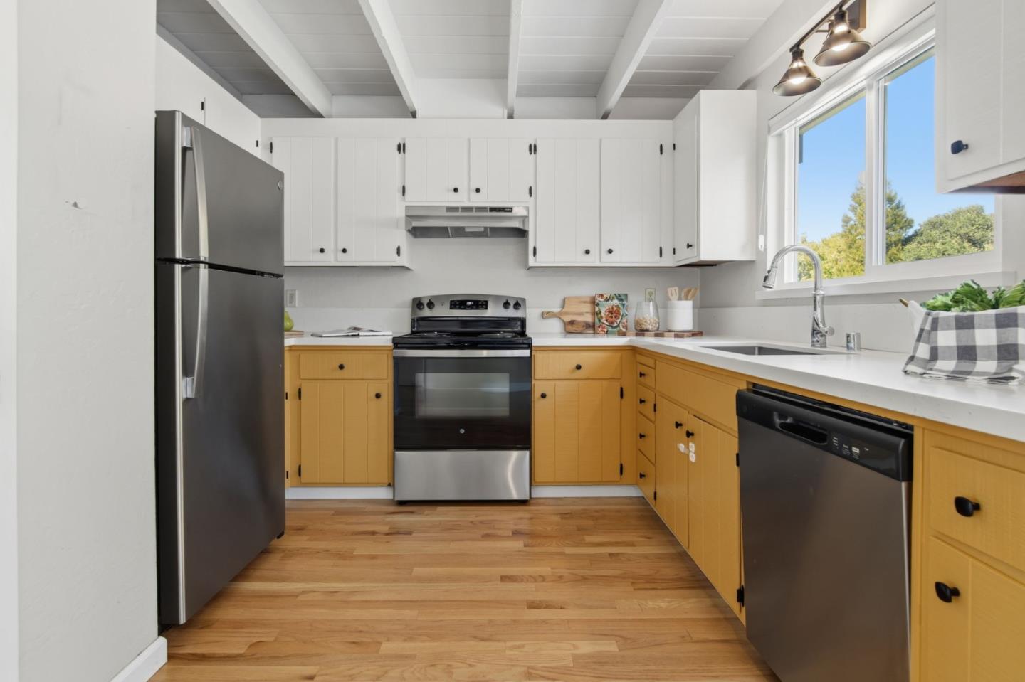 Property photo 44