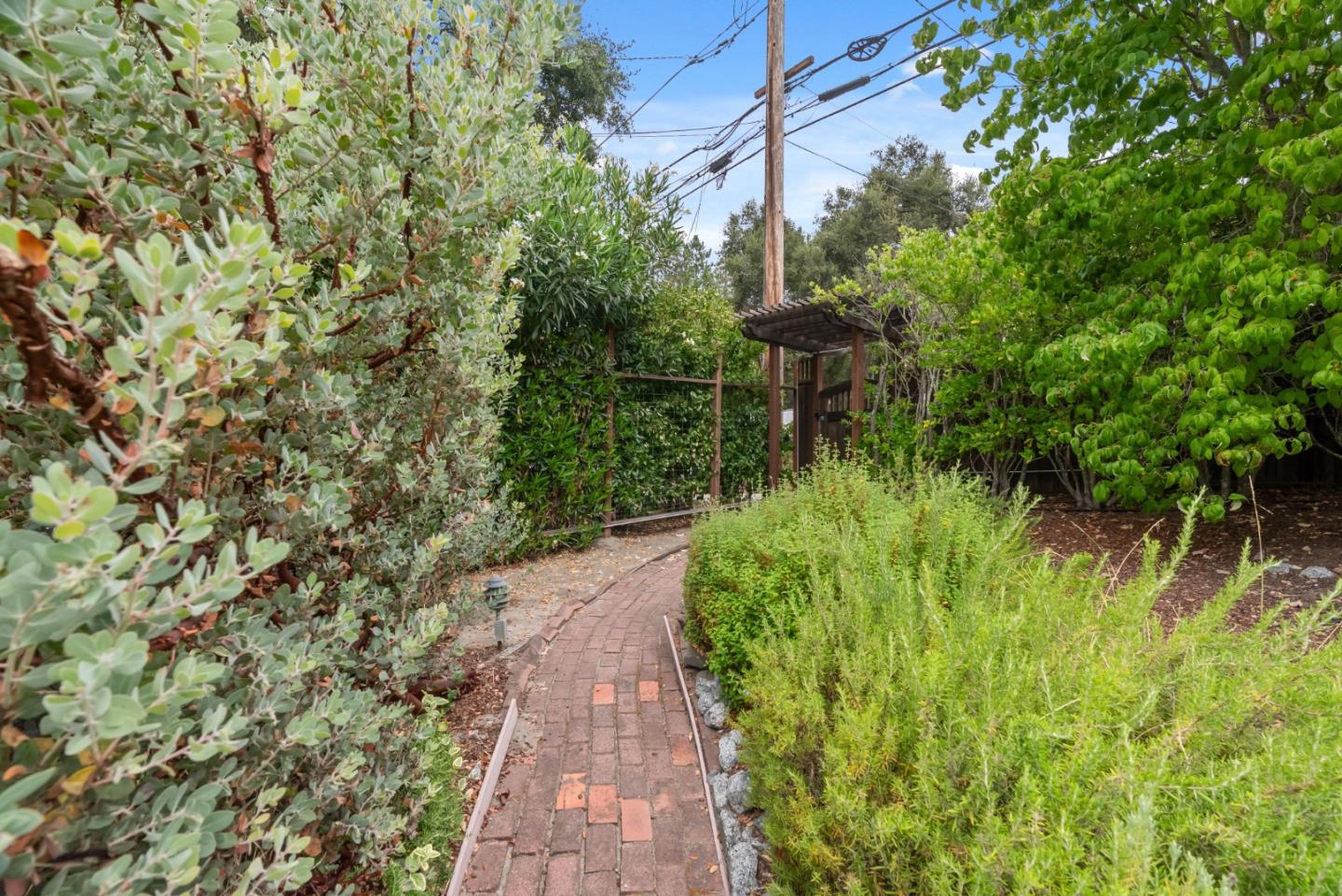 Property photo 40