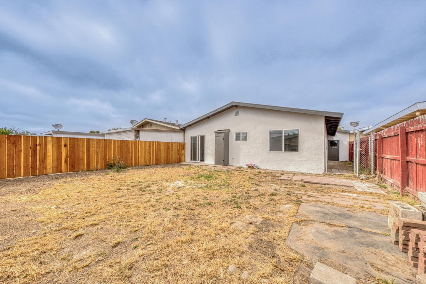 Property photo 31