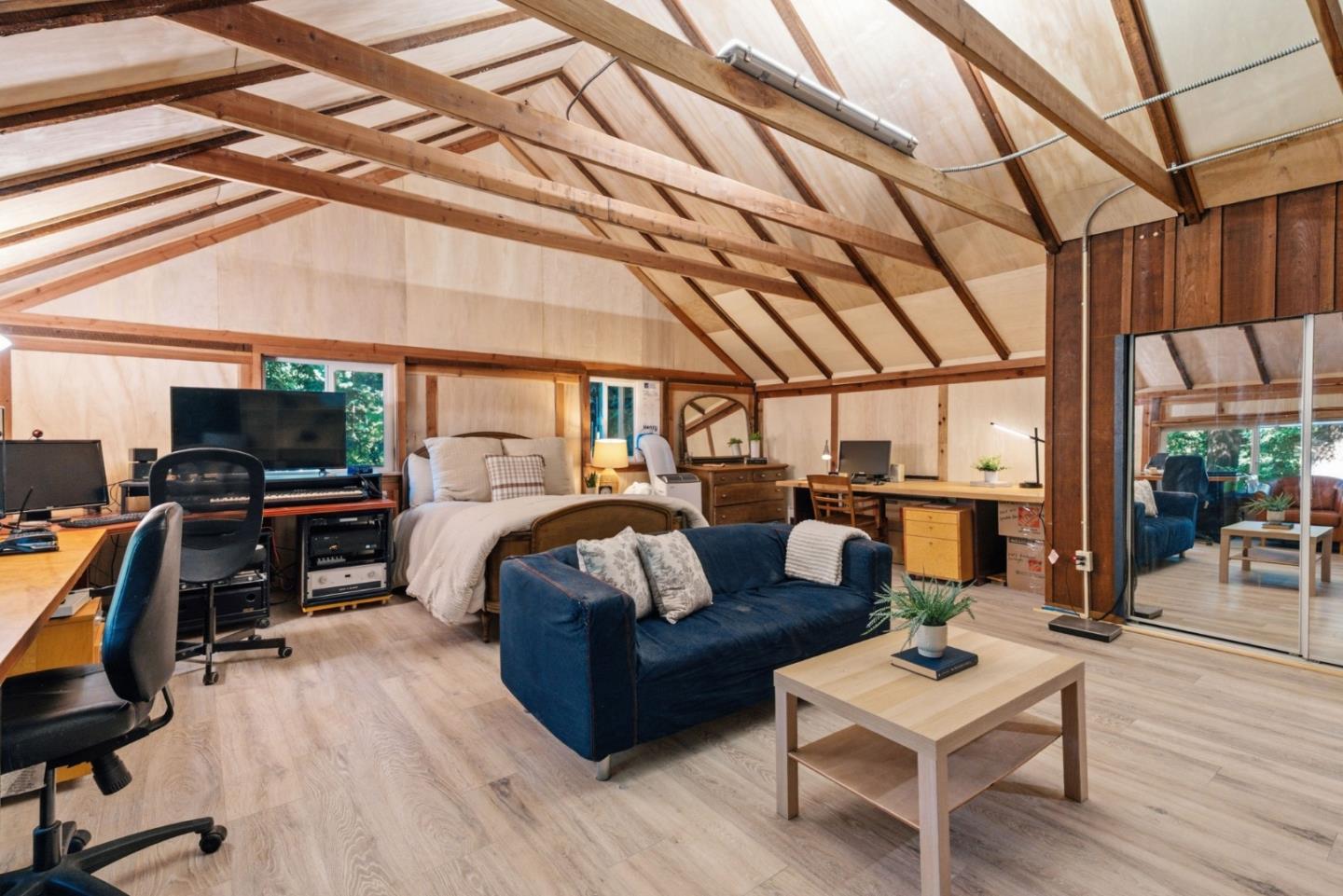 Property photo 31