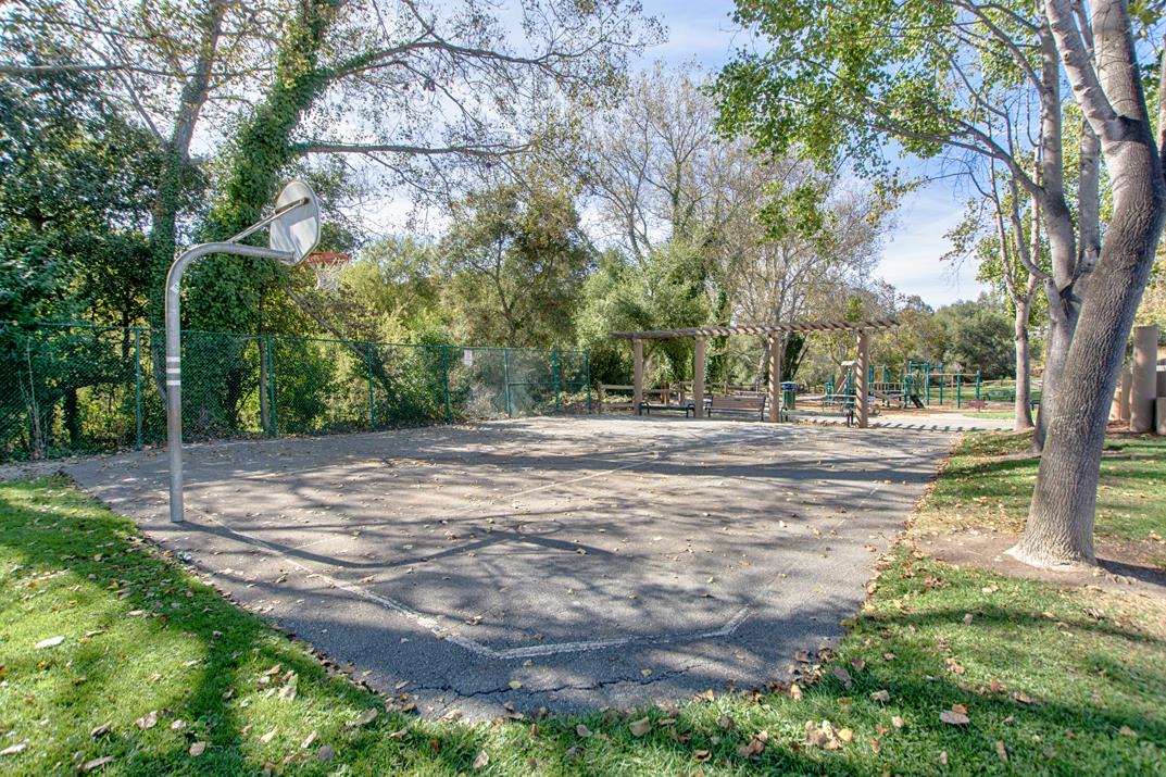 Property photo 40