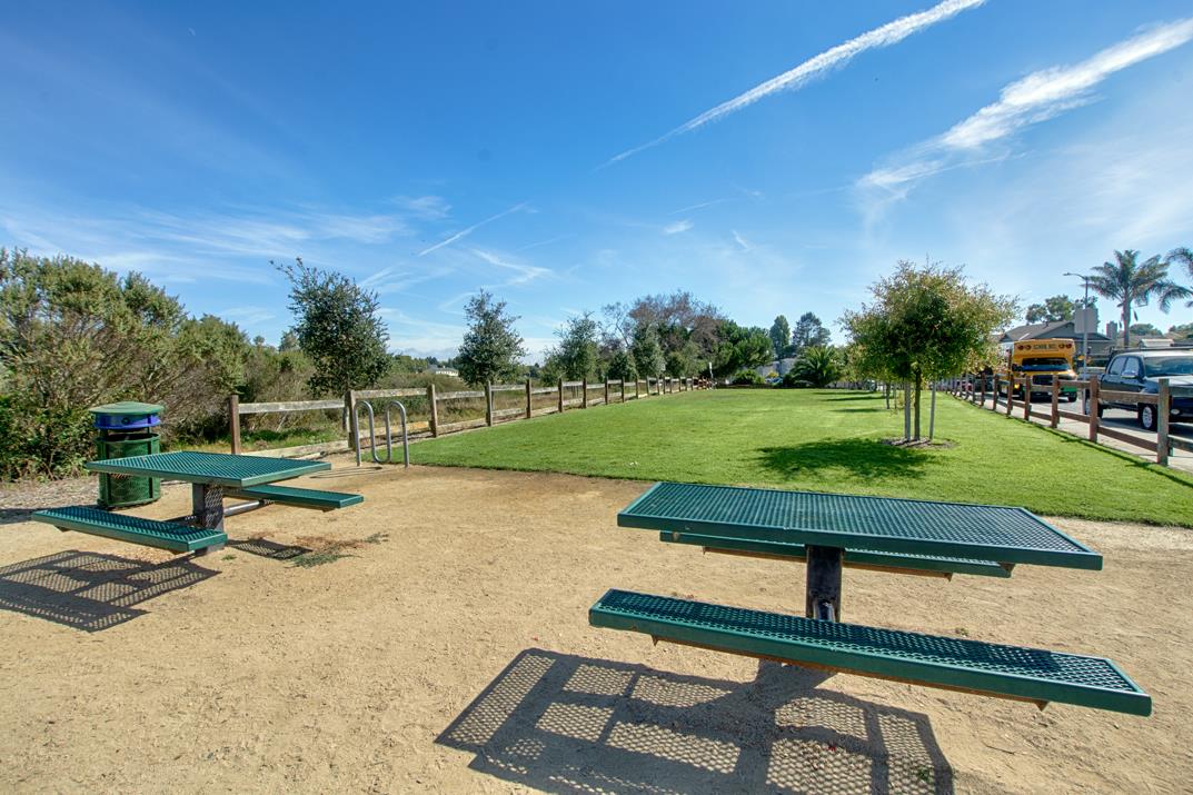 Property photo 44