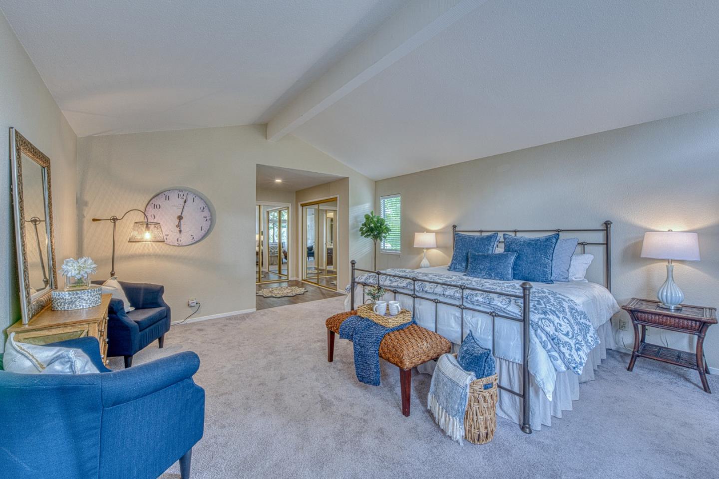 Property photo 31