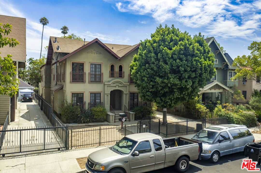 Property photo 11