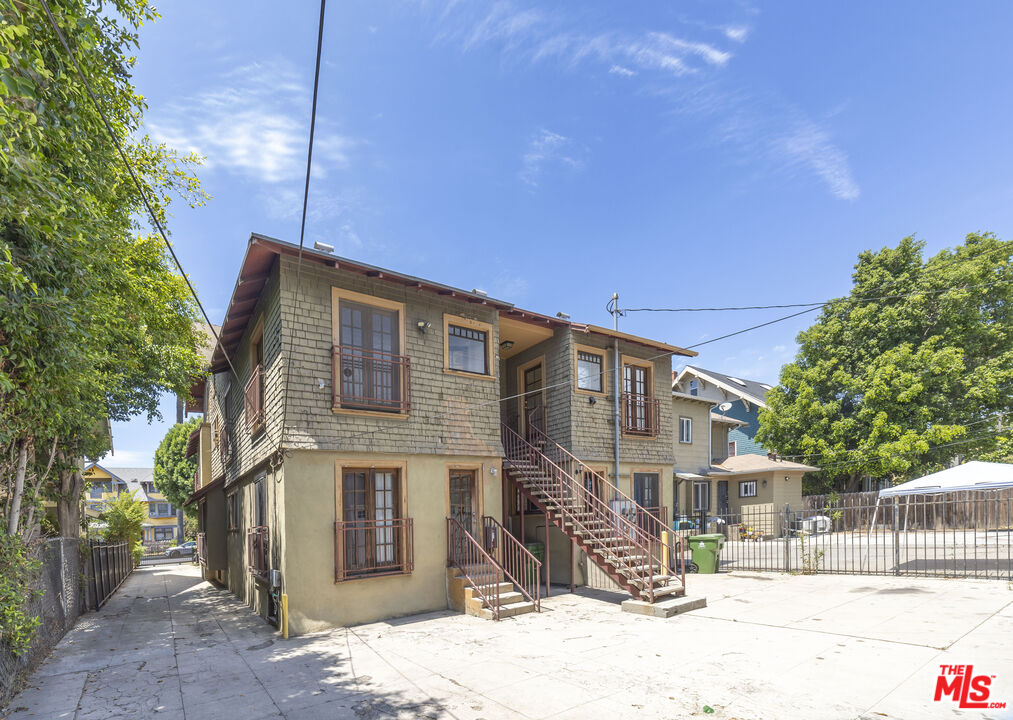 Property photo 25