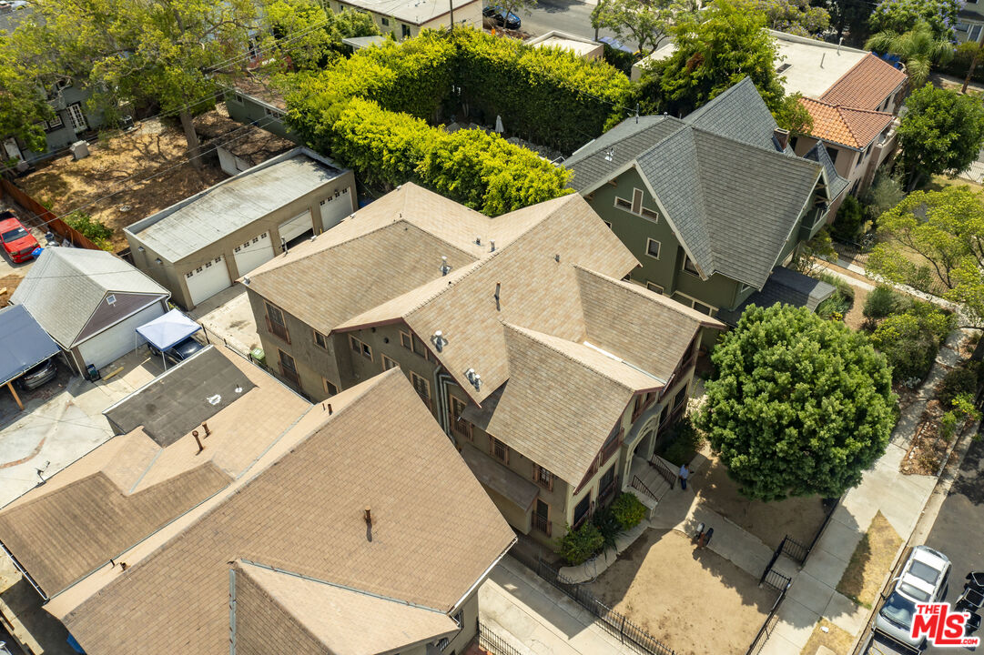 Property photo 31