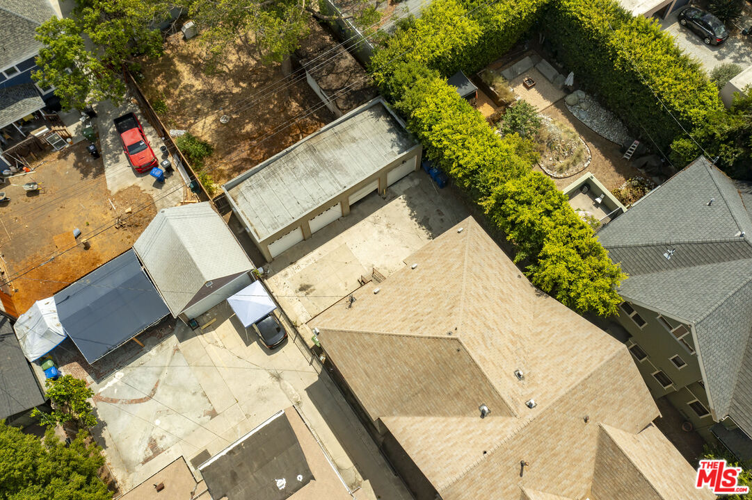 Property photo 32