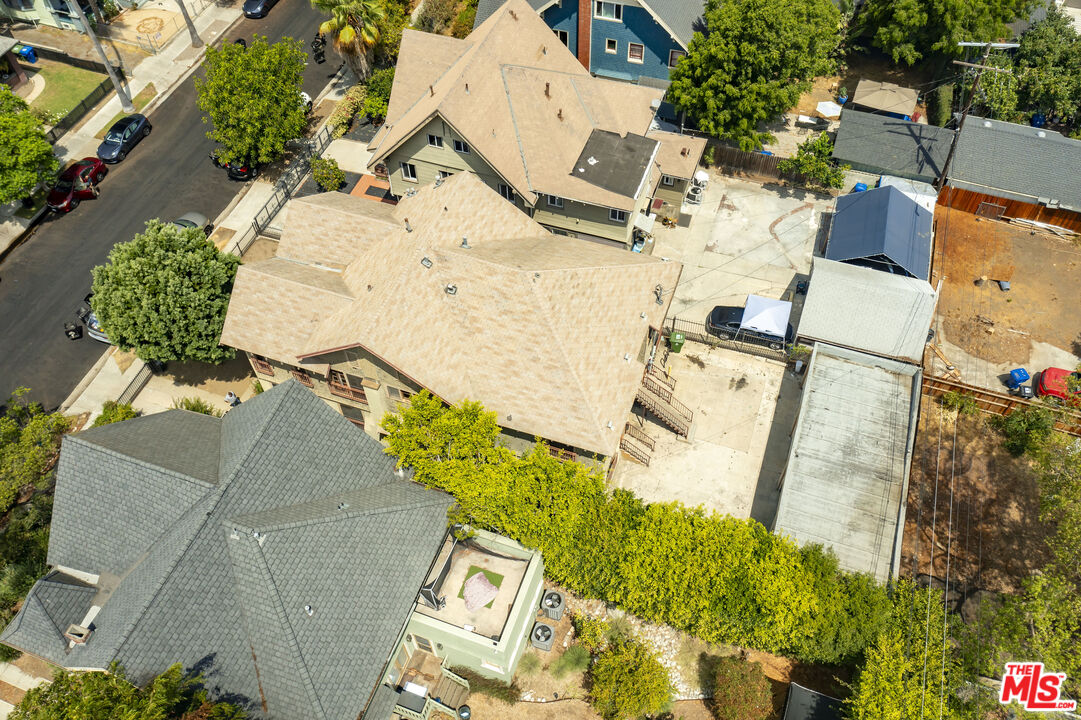 Property photo 33