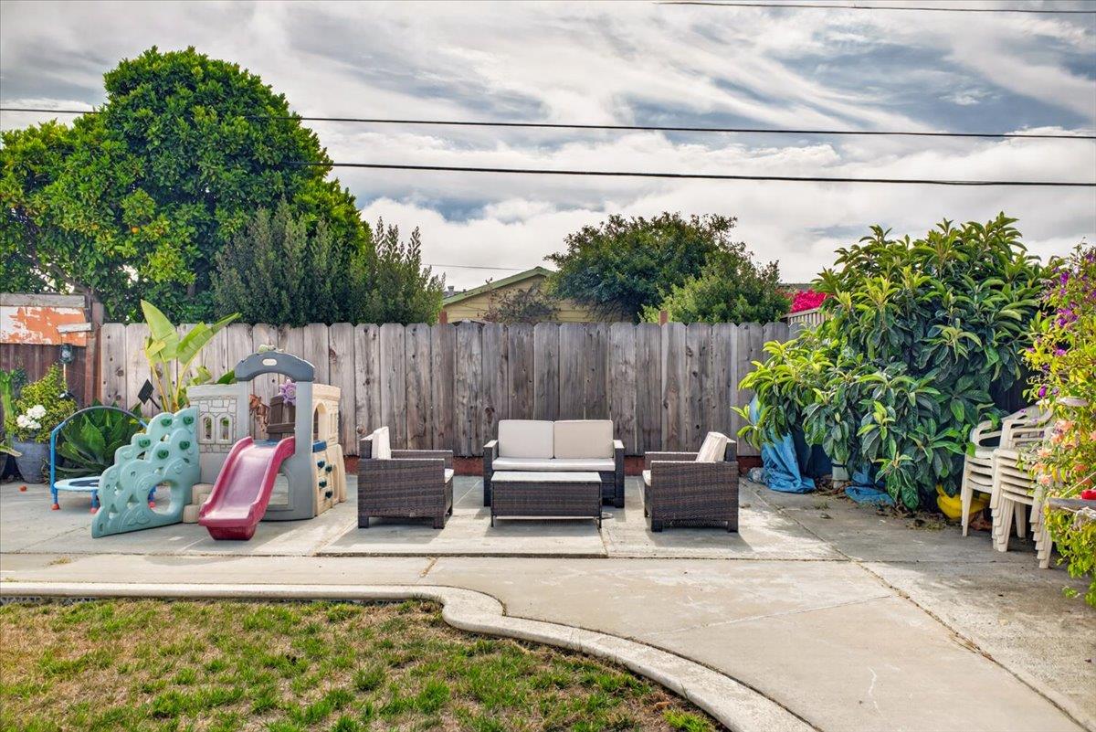 Property photo 33