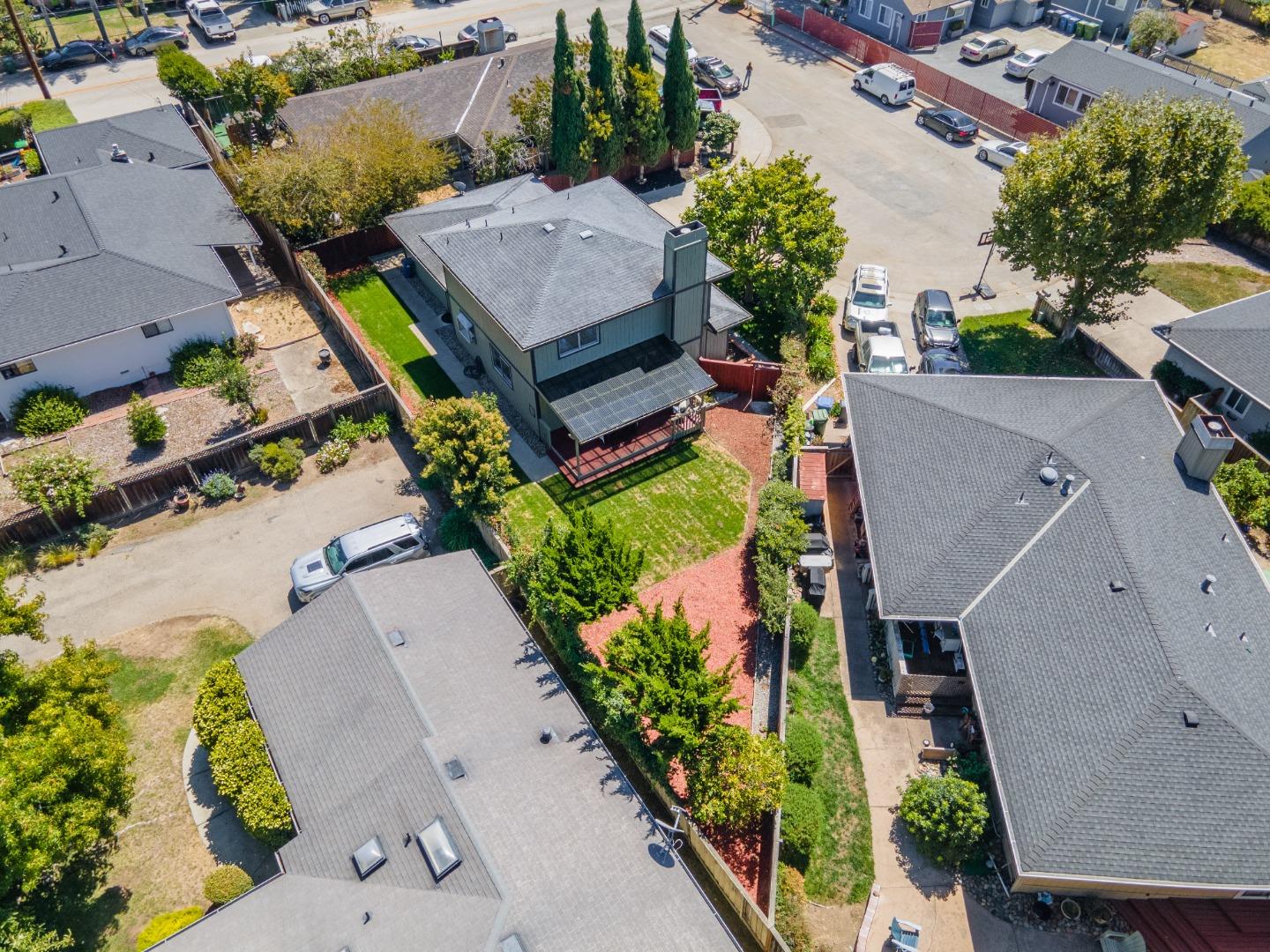 Property photo 32