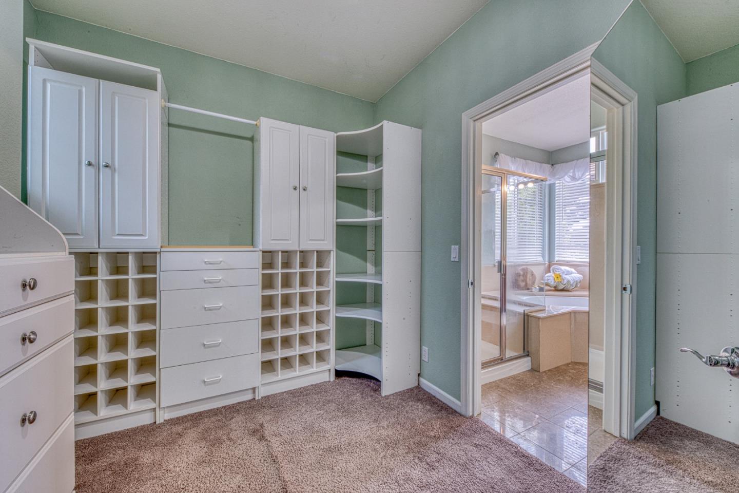 Property photo 44