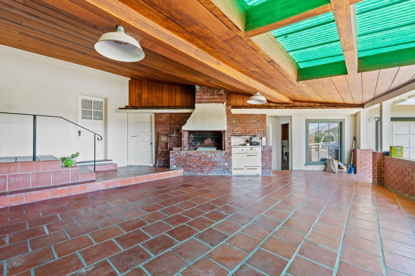 Property photo 28