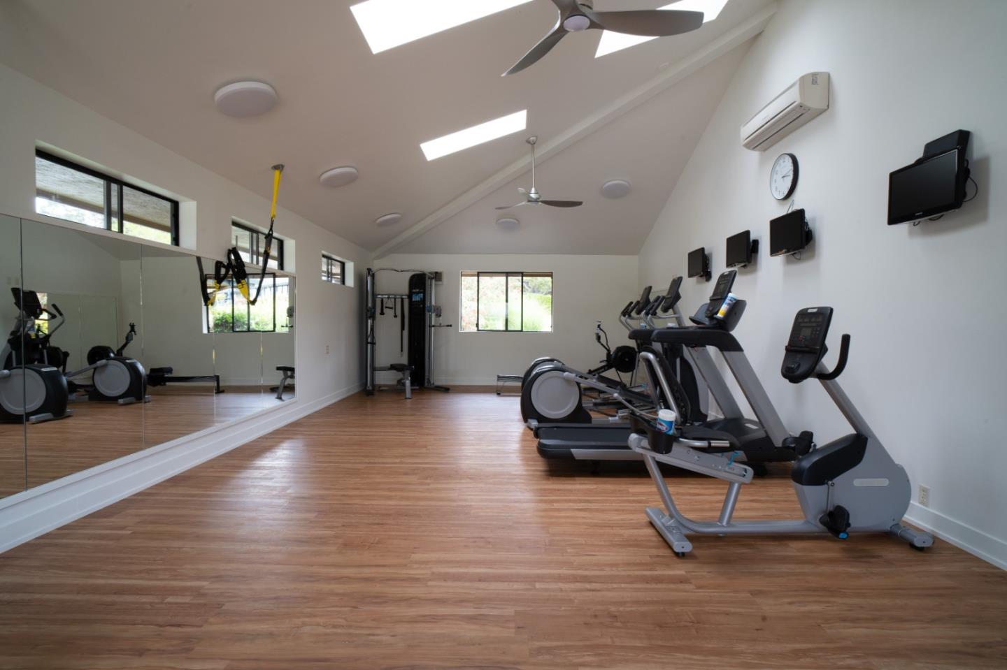 Property photo 44