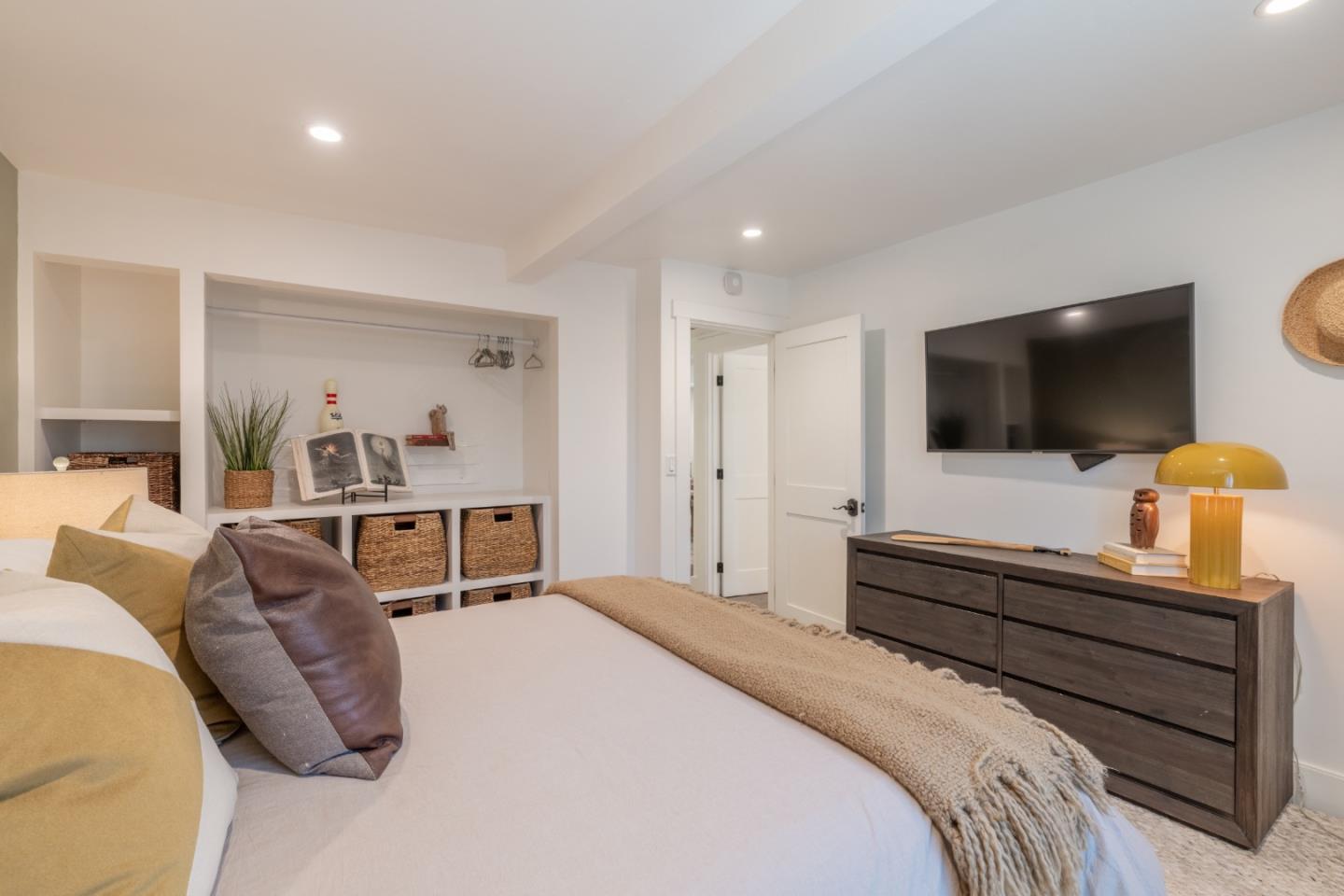 Property photo 28