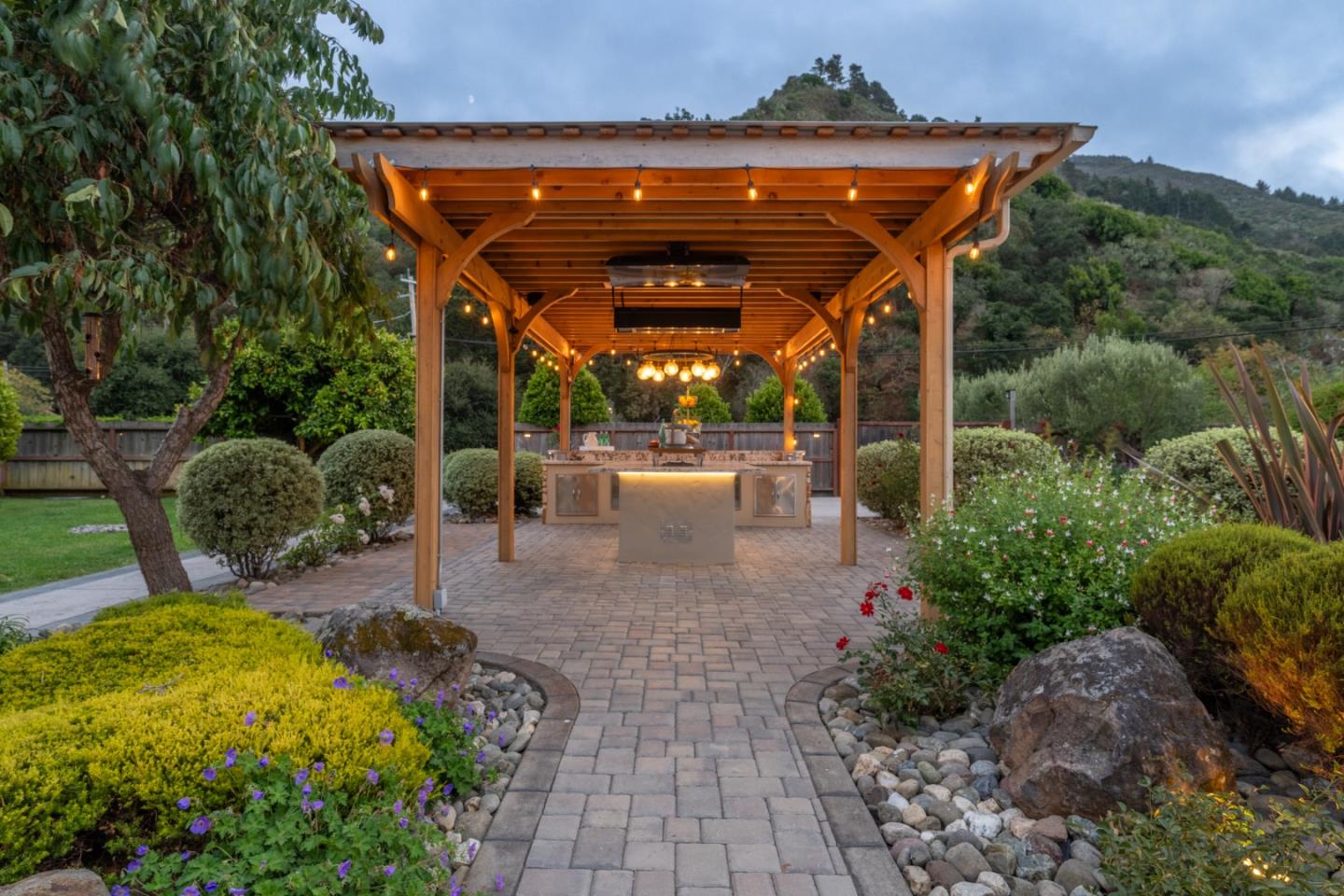 Property photo 37