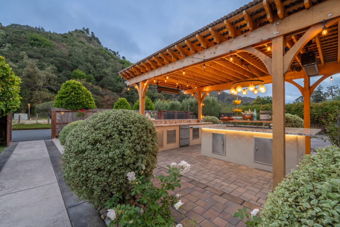 Property photo 44