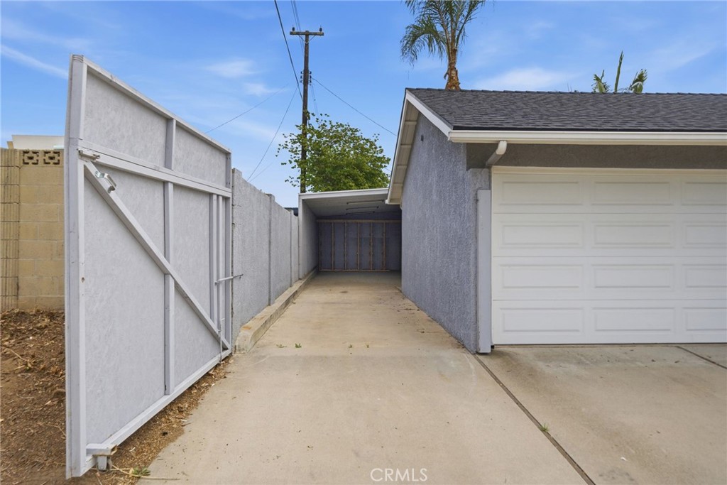 Property photo 44