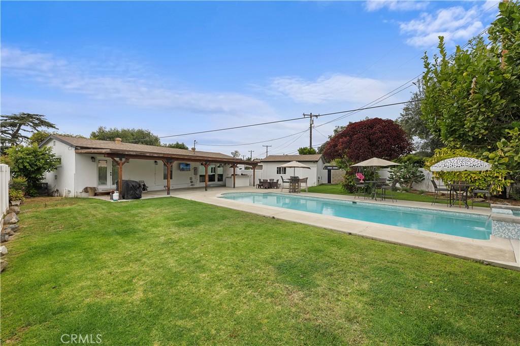 Property photo 28