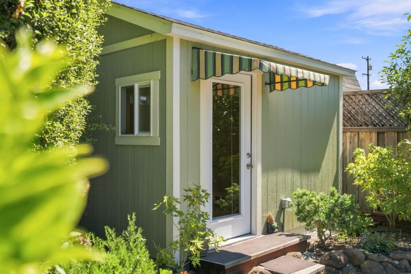 Property photo 38