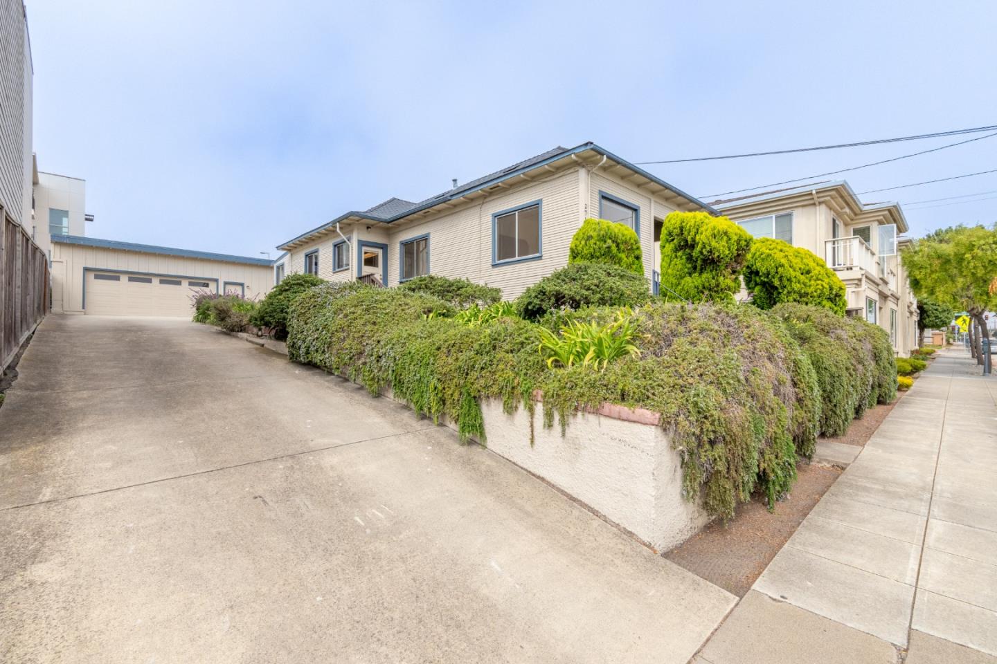 Property photo 28
