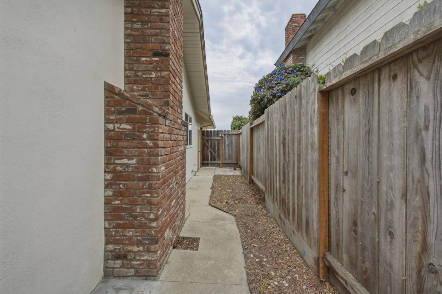 Property photo 43