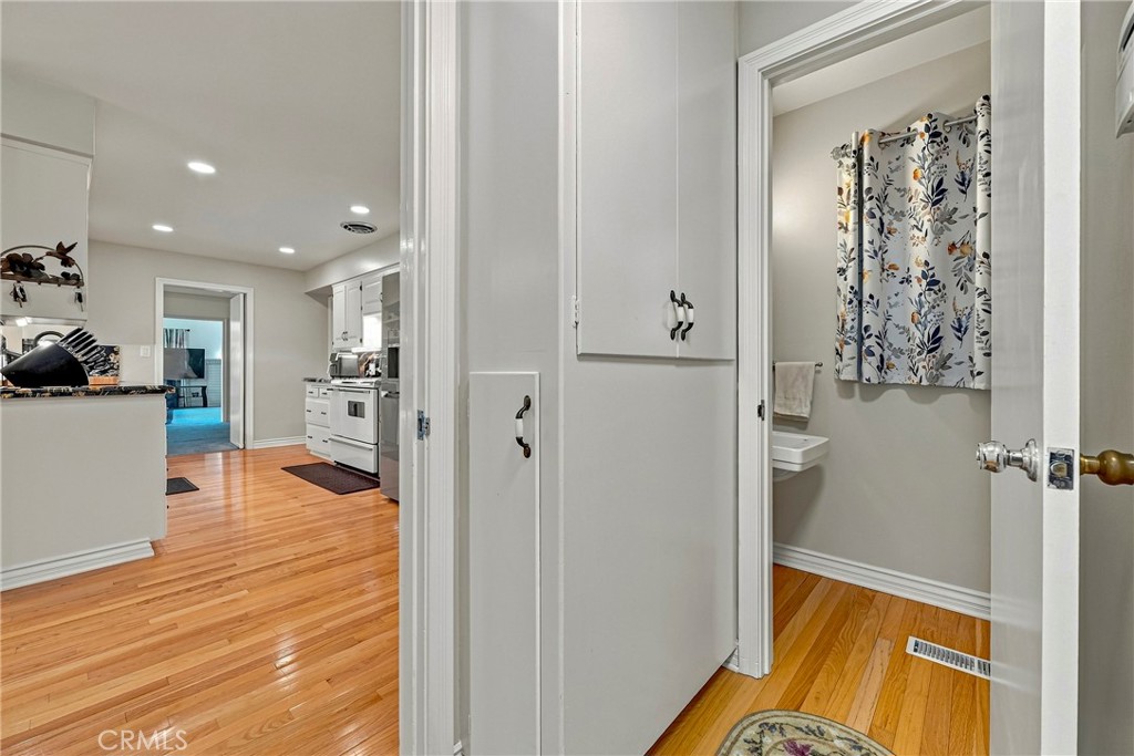 Property photo 44