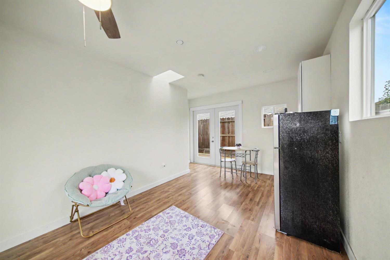 Property photo 37