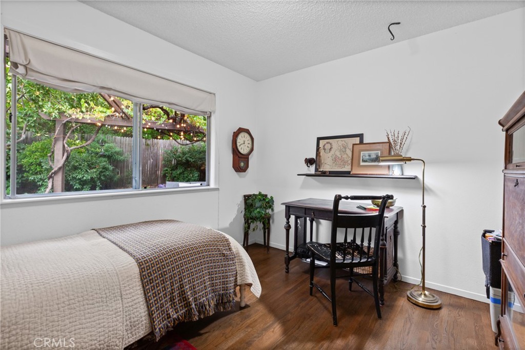 Property photo 24