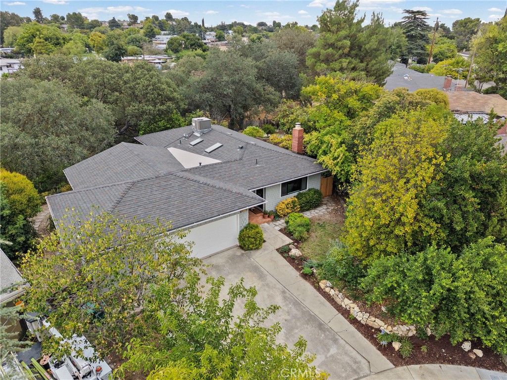 Property photo 35