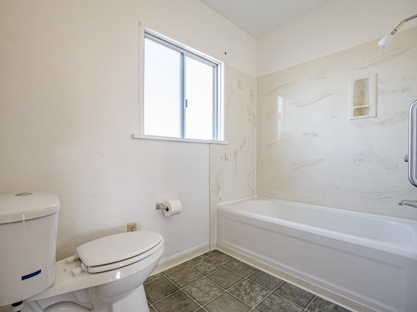 Property photo 44