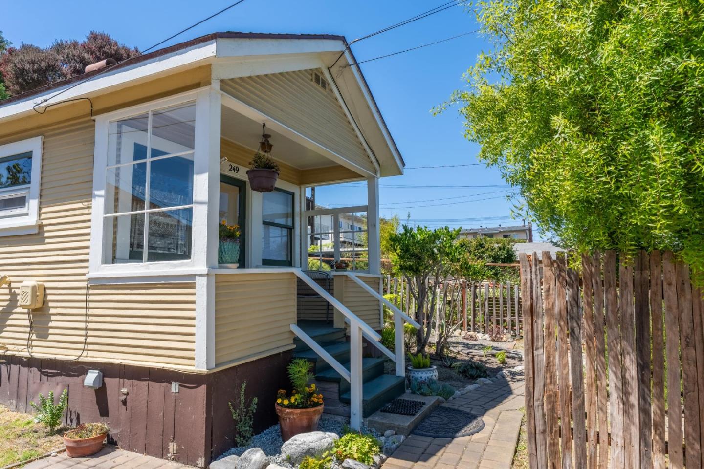 Property photo 25