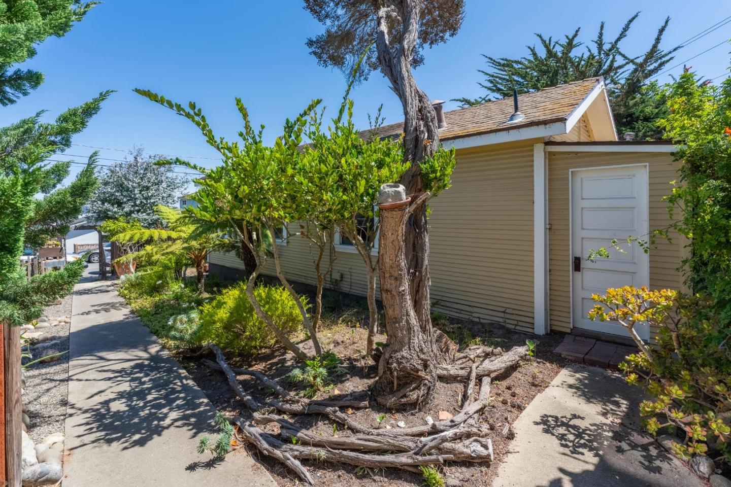 Property photo 38