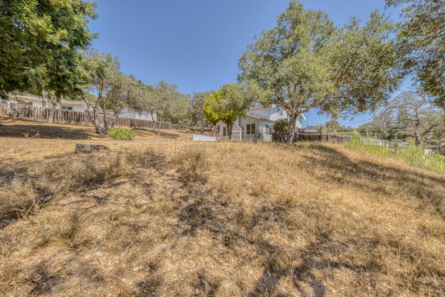 Property photo 38