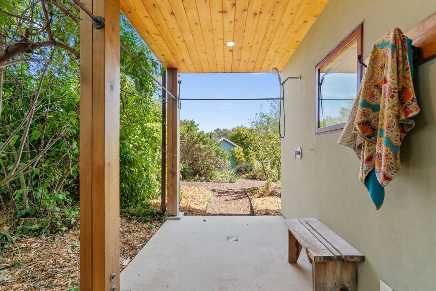 Property photo 46