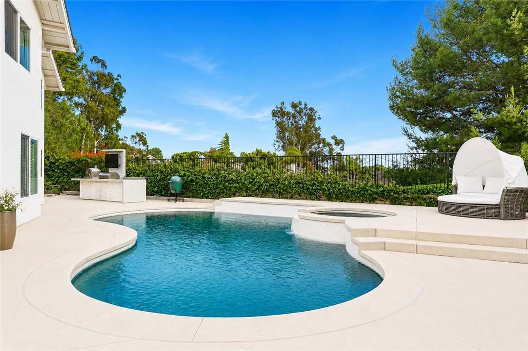 Property photo 38