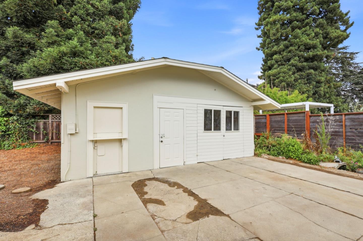 Property photo 46