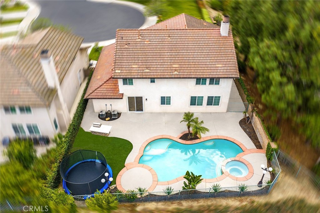 Property photo 33