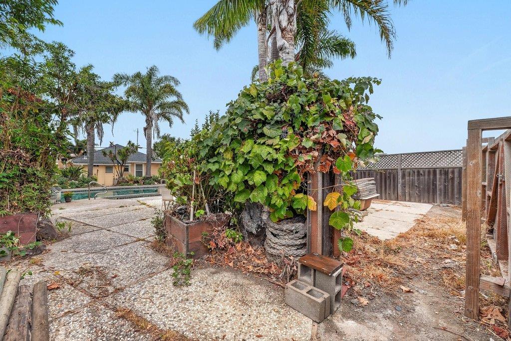 Property photo 48