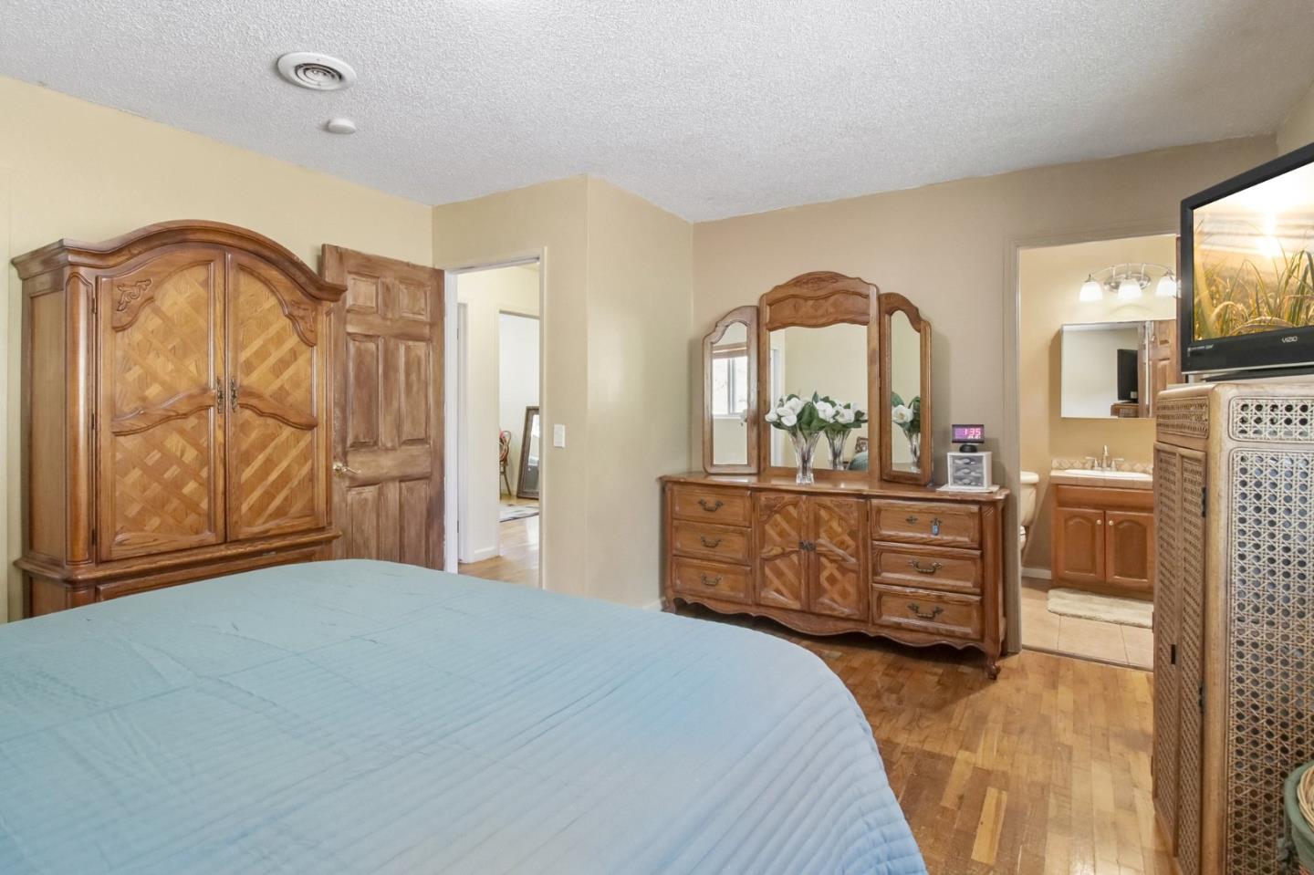 Property photo 36