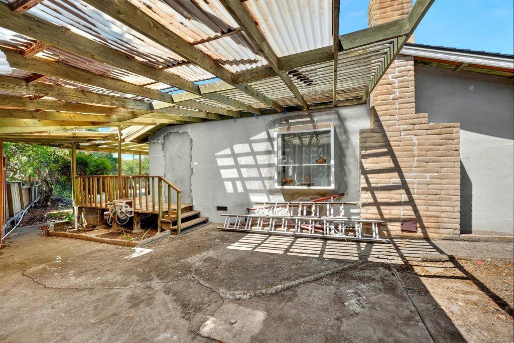 Property photo 31