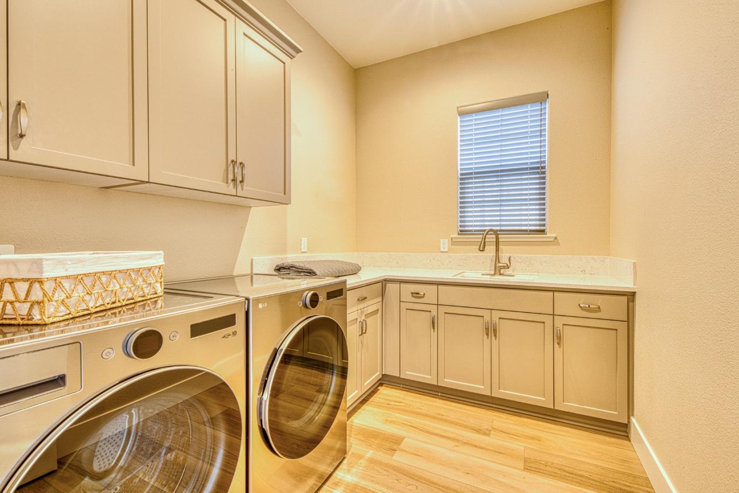 Property photo 47