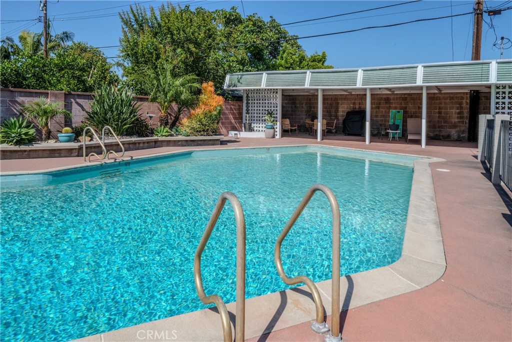 Property photo 32